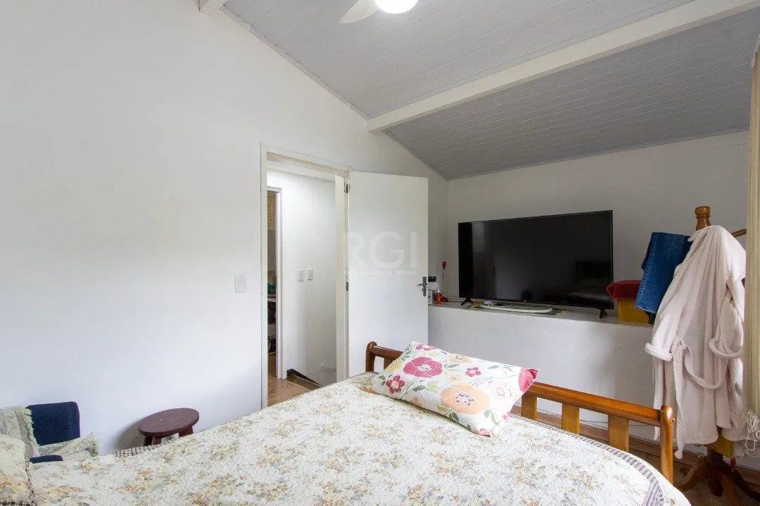 Imagem Casa para Venda - 180m², 3 dormitórios, sendo 1 suites, 2 vagas - Ipanema