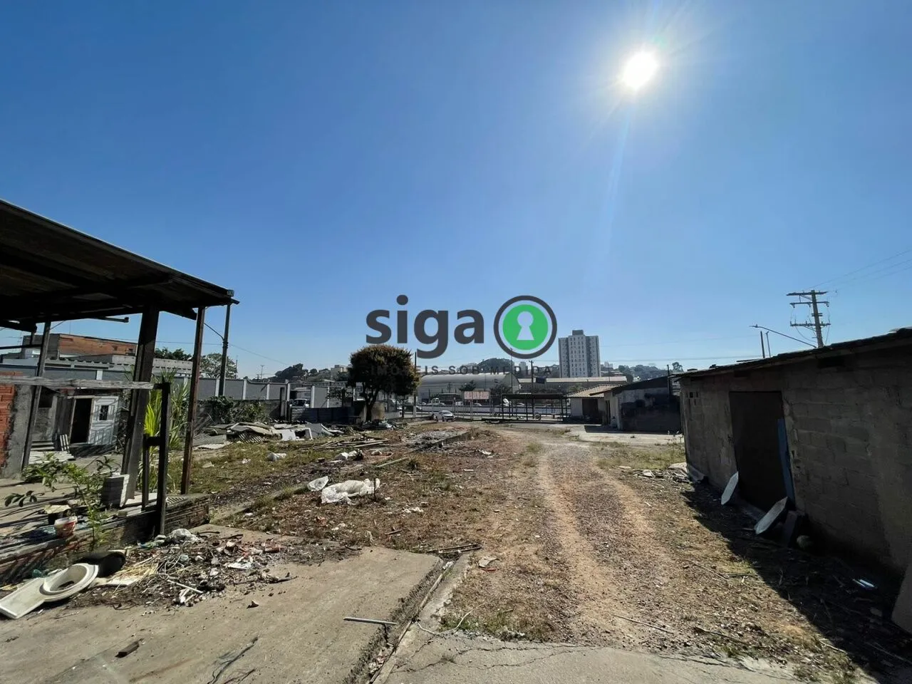 Imagem Terreno 1500 m² para locação