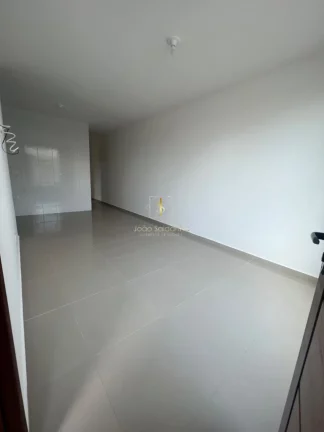 Imagem Casa em Guaratuba, Bairro Coroados 200 metros do mar, com Piscina.