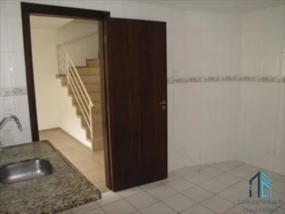 Imagem (Permuta ou financiamento) Sobrado 04 quartos c/suíte, terreno nos fundos, no Jardim das Américas em Curitiba PR,