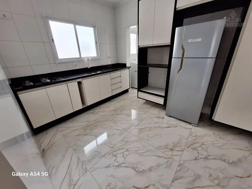 Imagem Apartamento 3 dormitórios sendo 01 suítes 2 vagas no coração do Solemar