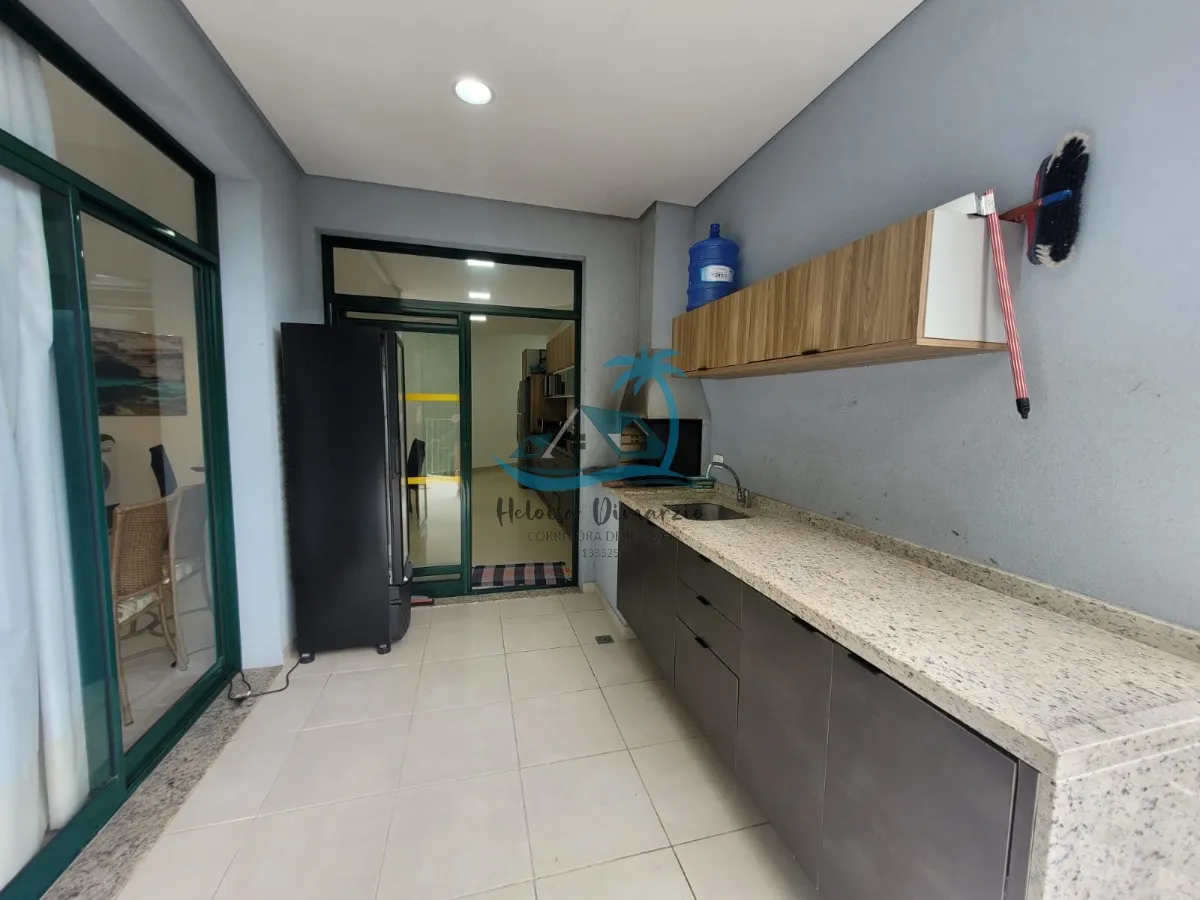 Imagem Apartamento de alto padrão com 3 suítes a venda/permuta na orla da Praia Grande em Ubatuba.