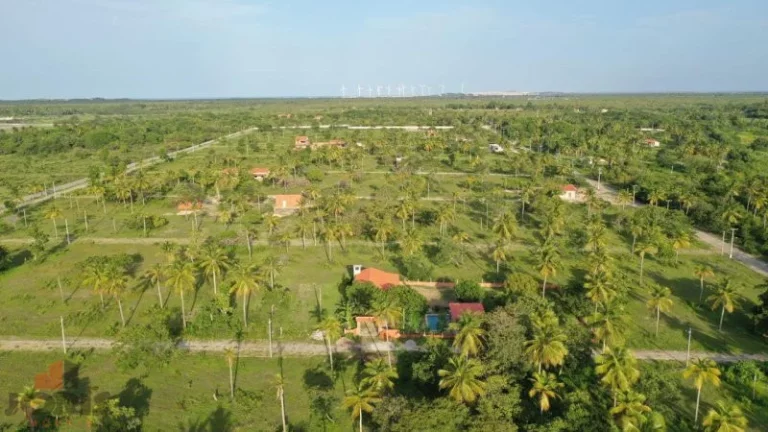 Imagem Terreno em Condomínio a Venda no bairro Centro - Cascavel, CE