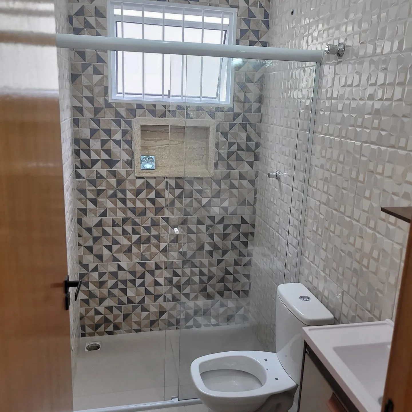 Imagem Casa à venda 2 Quartos, 1 Suite, 2 Vagas, 125M², Jardim Continental, Taubaté - SP
