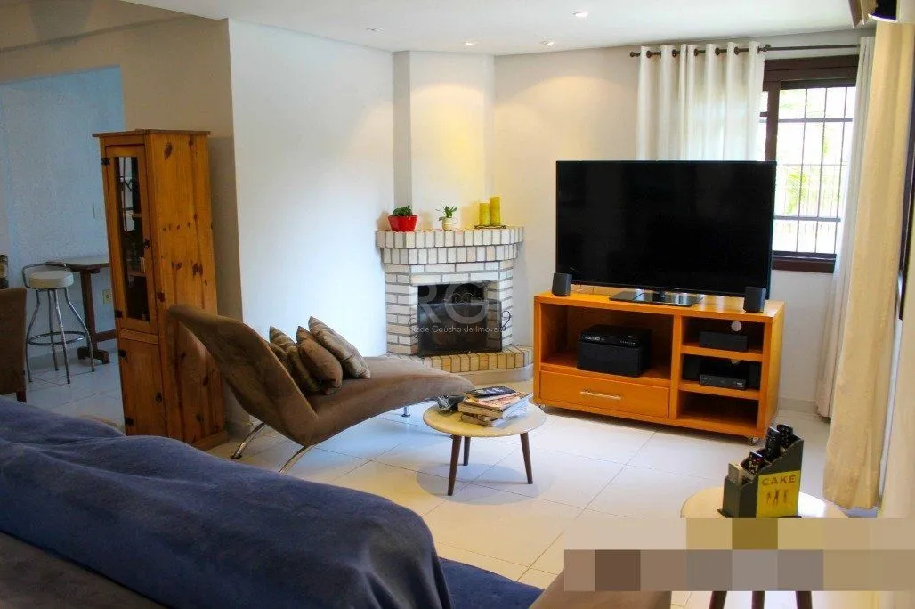 Imagem Sobrado para Venda - 266m², 3 dormitórios, sendo 1 suites, 2 vagas - Ipanema