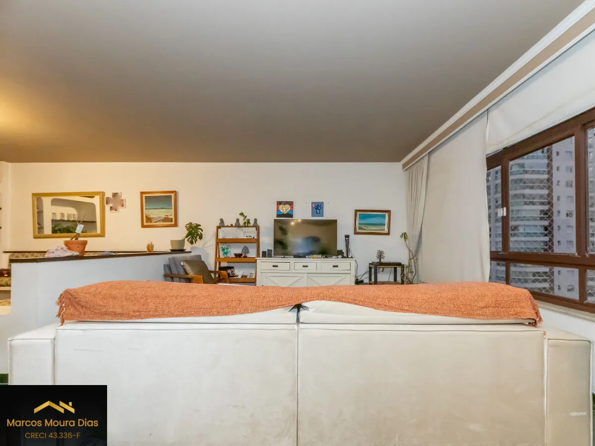 Imagem Apartamento em Perdizes com 4 quartos ( 1 suíte), , 215m². Edifício com Lazer e 1 apto por Andar