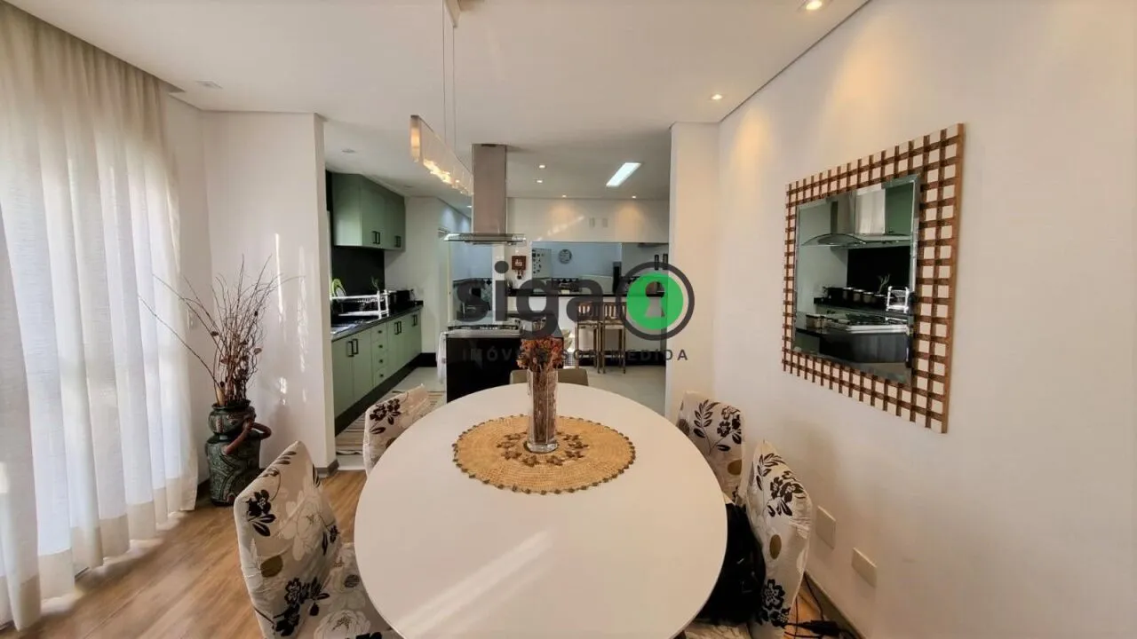 Imagem Ótima localização casa com 4 quartos sendo 2 suites super completa