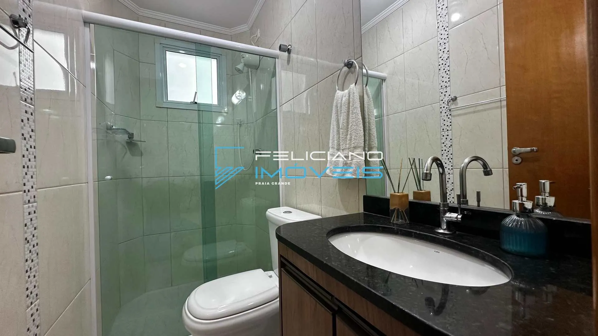 Imagem Apartamento com 2 quartos, Guilhermina, Praia Grande - R$ 630 mil, Cod: 6444