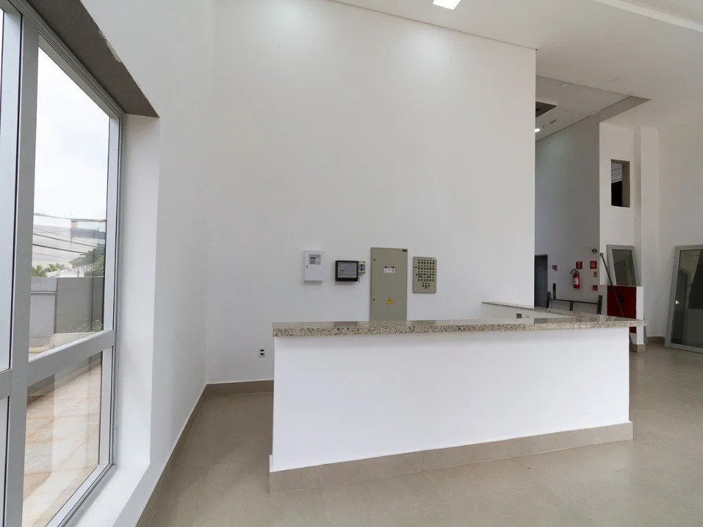 Imagem Sala à venda no Centro de Santo André-SP: 1 sala, 1 banheiro, 1 vaga de garagem, 37,00m² pronto para você!