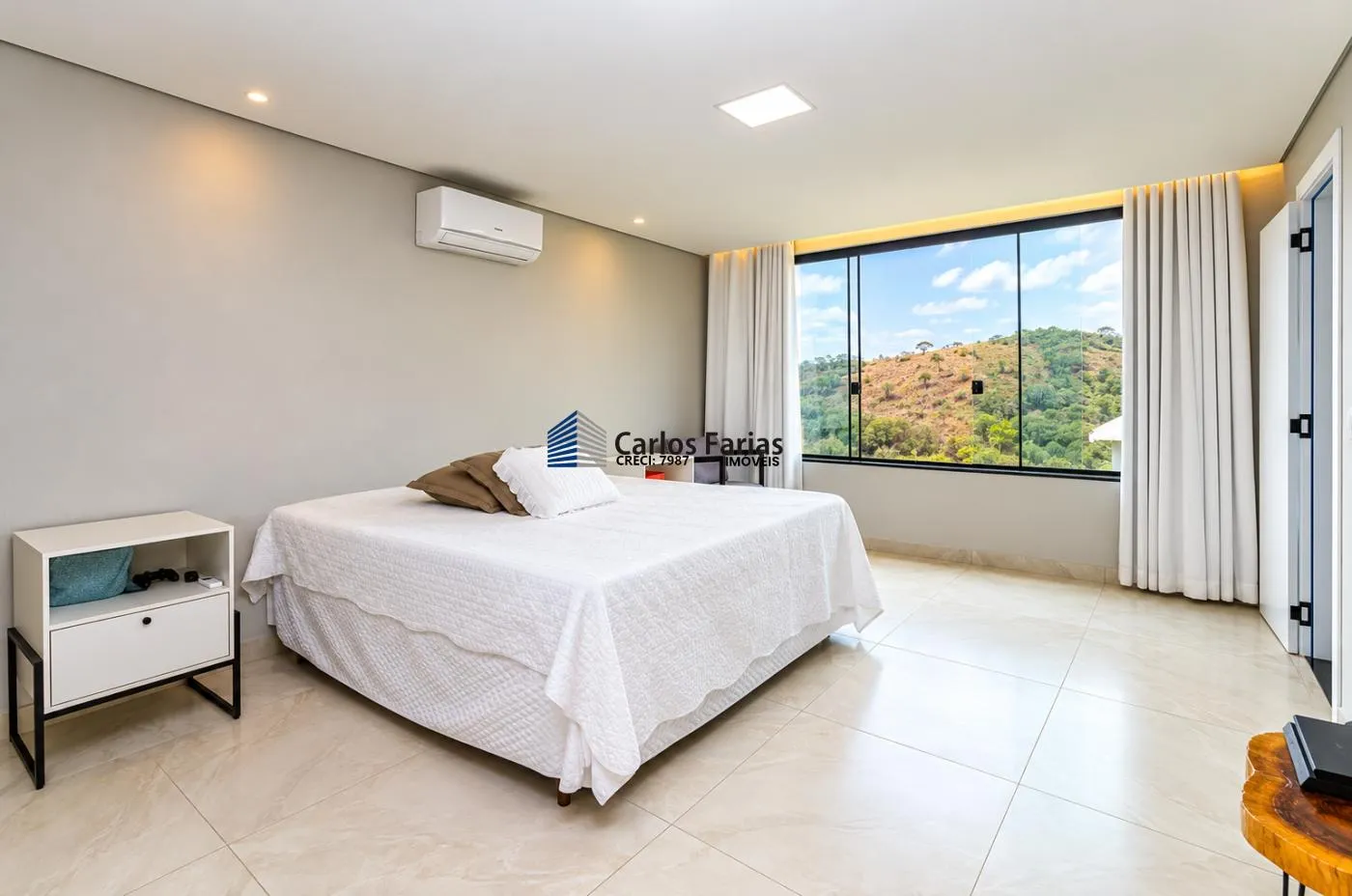 Imagem Casa em Condomínio para Venda em Brasília, Setor Habitacional Jardim Botânico, 3 dormitórios, 1 suíte, 4 banheiros, 2 vagas