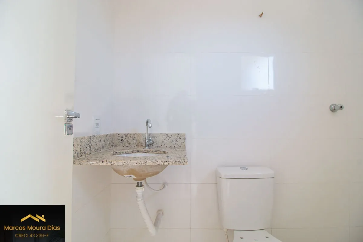 Imagem Sobrado à venda no Rio Pequeno, Novo com 2 Suítes e 2 Vagas de Garagem
