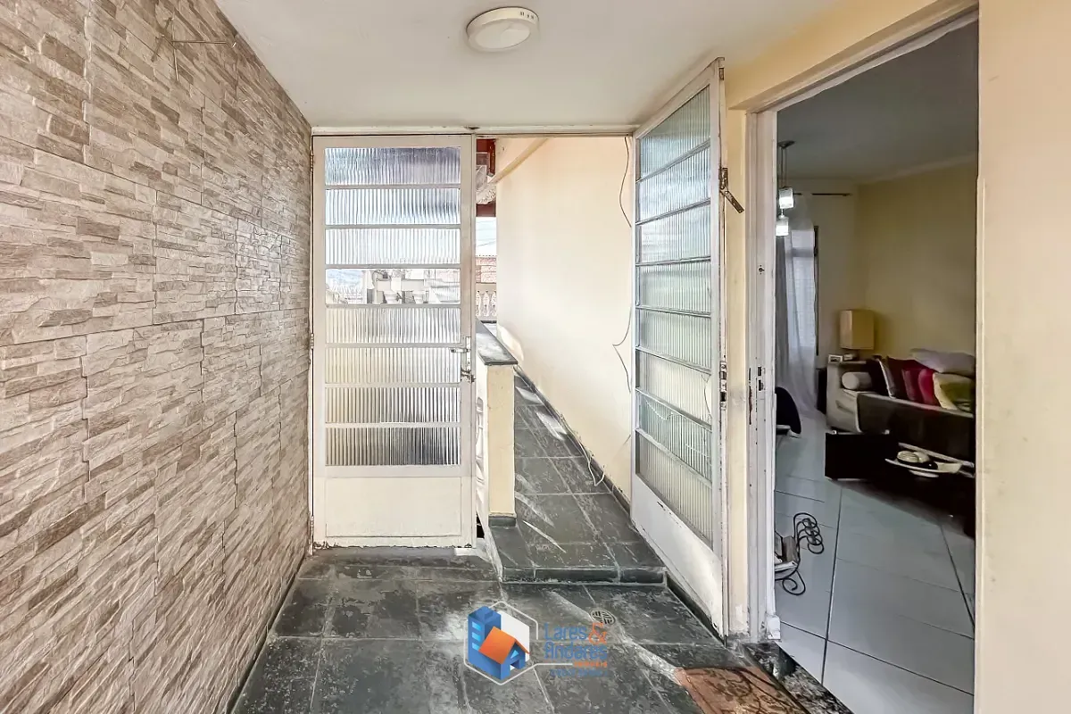 Imagem Sobrado para venda em Jardim Líbano com 3 quartos, sendo 1 suíte, 161m²
