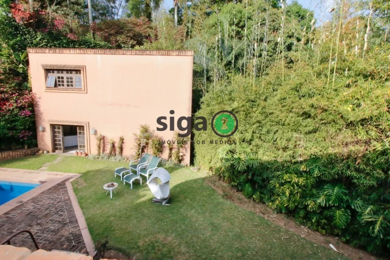 Imagem Casa a venda em Rua fechada no Morumbi com 4 quartos