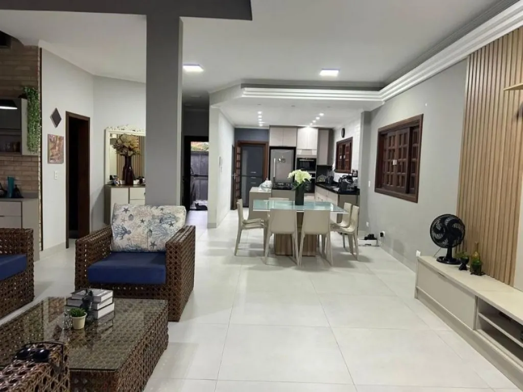 Imagem CASA COM 280,00 m² - CANTO DO FORTE - PRAIA GRANDE SP