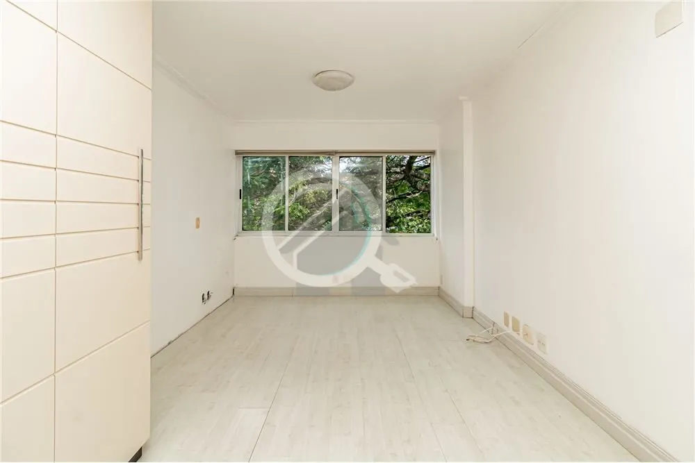 Imagem Encantador Apartamento à Venda no Último Andar com 2 dormitórios e 2 Vagas de Garagem Separadas D...