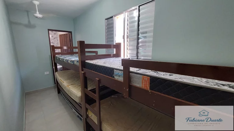 Imagem Casa com 4 dormitórios a venda na Praia da Enseada