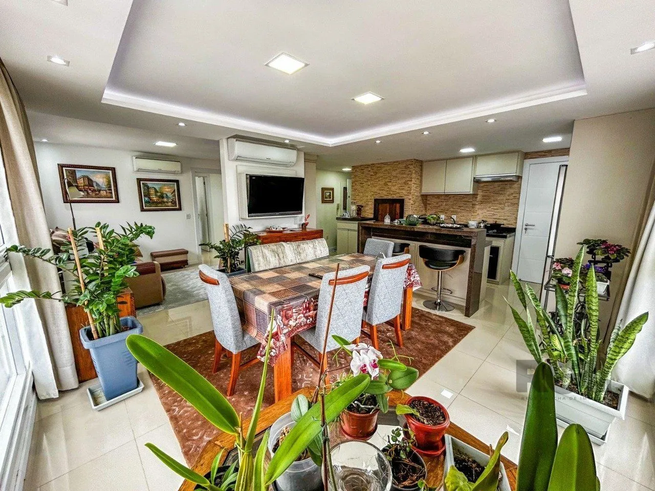 Imagem Apartamento de 03 dormitórios na Tristeza Zona Sul de Porto Alegre