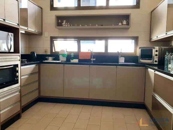 Imagem Apartamento à venda a uma quadra da Beira Mar Norte de Florianópolis/SC