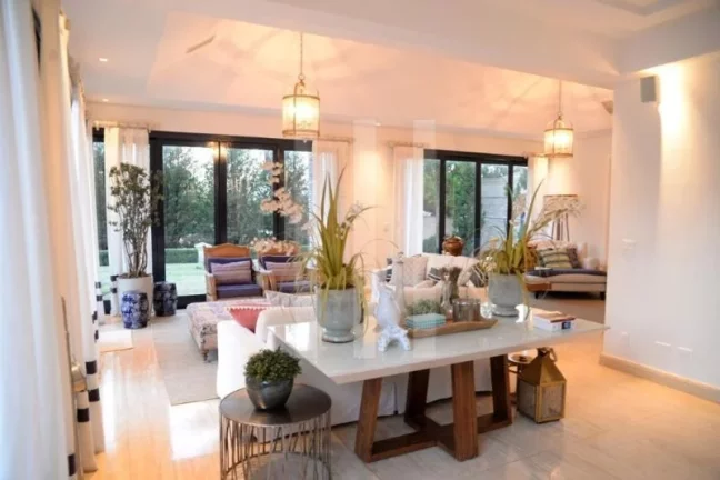 Imagem Imperdível! Casa em Condomínio à venda em Ribeirão Preto-SP, no Condomínio Residencial Veneza, 4 quartos, 4 suítes, 4 salas, 6 banheiros, 6 vagas, 700m².