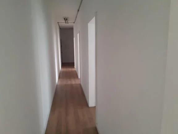 Imagem Conjunto comercial no centro - República