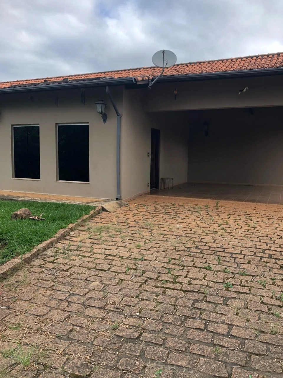 Imagem Excelente Terreno de 2290m², Localizado no Centro de Araçoiaba da Serra!