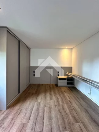 Imagem Casa de Condomínio em Alphaville - Santana de Parnaíba, SP