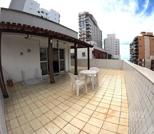 Imagem Excelente cobertura duplex com vista lateral para o mar.
