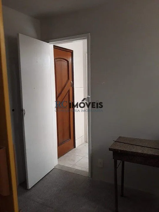 Imagem Apartamento a Venda no bairro Centro - São Gonçalo, RJ
