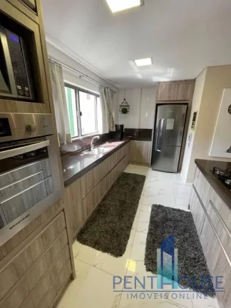 Imagem Apartamento Quadra Mar para Venda em Balneário Camboriú, CENTRO, 3 dormitórios, 3 suítes, 4 banheiros, 1 vaga