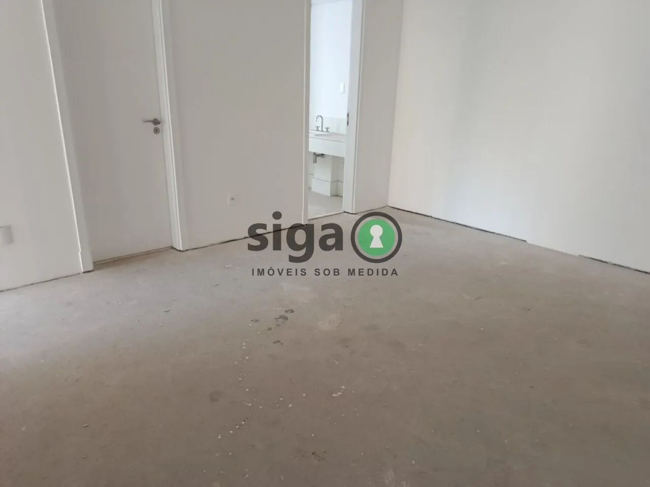 Imagem Apartamento para venda em Moema com 4 quartos e 4 vagas