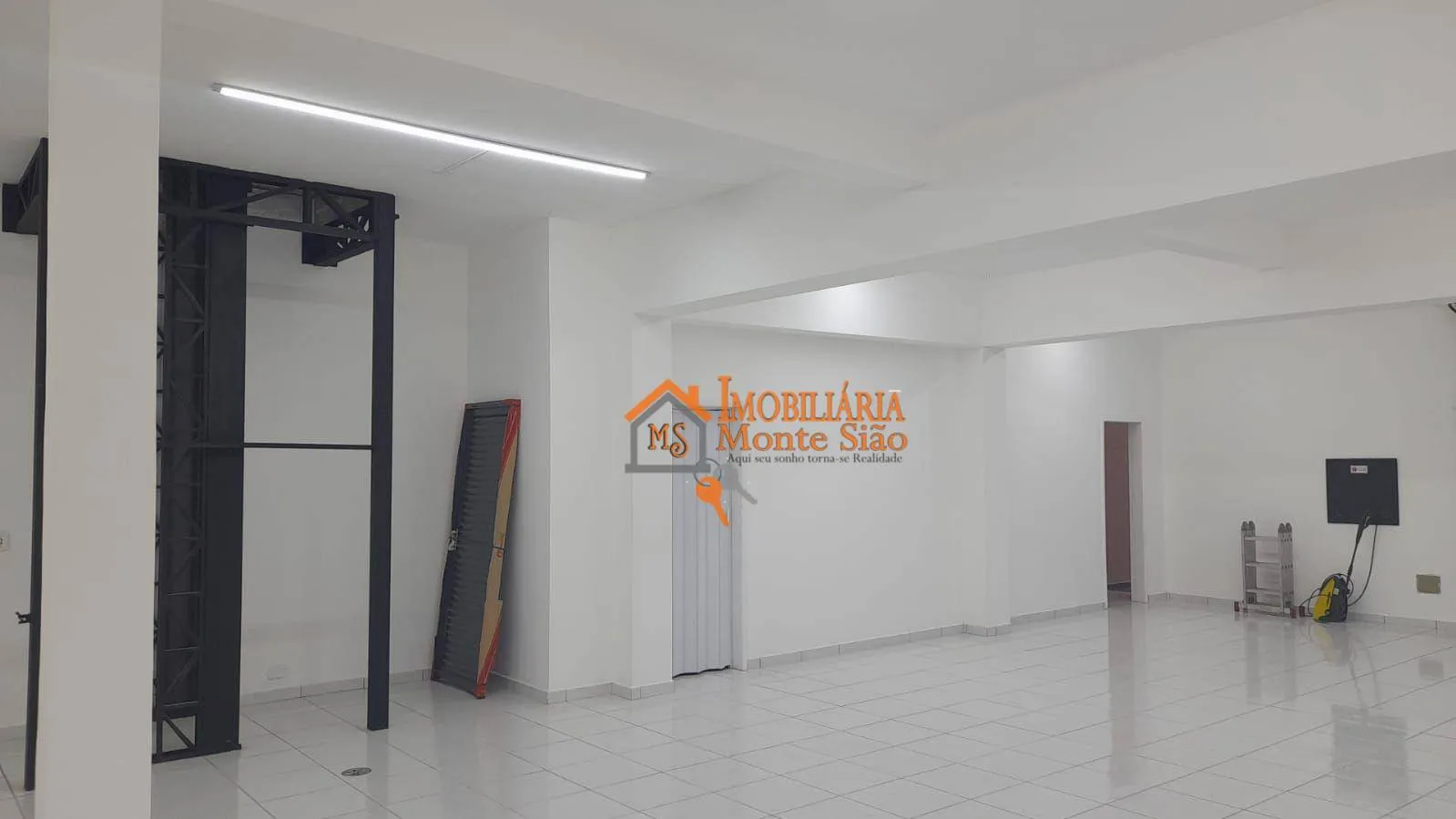 Imagem Galpão à venda, 650 m² por R$ 2.200.000,00 - Jardim Tranqüilidade - Guarulhos/SP