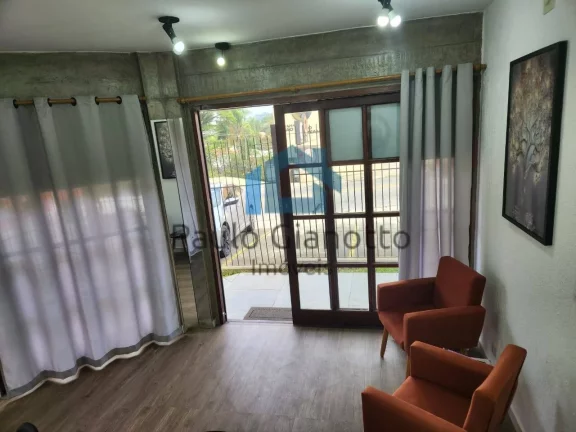 Imagem Sala Comercial na Avenida São Camilo na Granja Viana