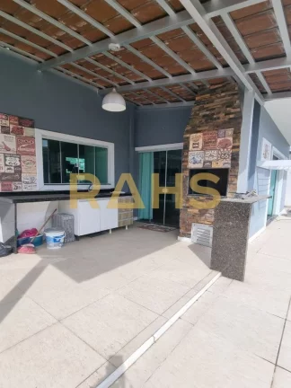Imagem Apresentando um lindo sobrado semi mobiliado, localizado no bairro Nova Brasilía. Esta espaçosa re...