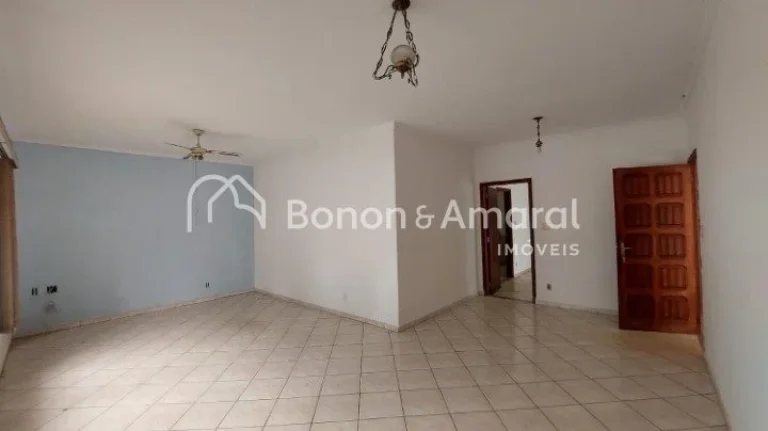 Imagem Casa Térrea a venda no Bairro Jardim Flamboyant 
Dormitórios: 3 quartos, sendo 1 suíte
Ambientes:...