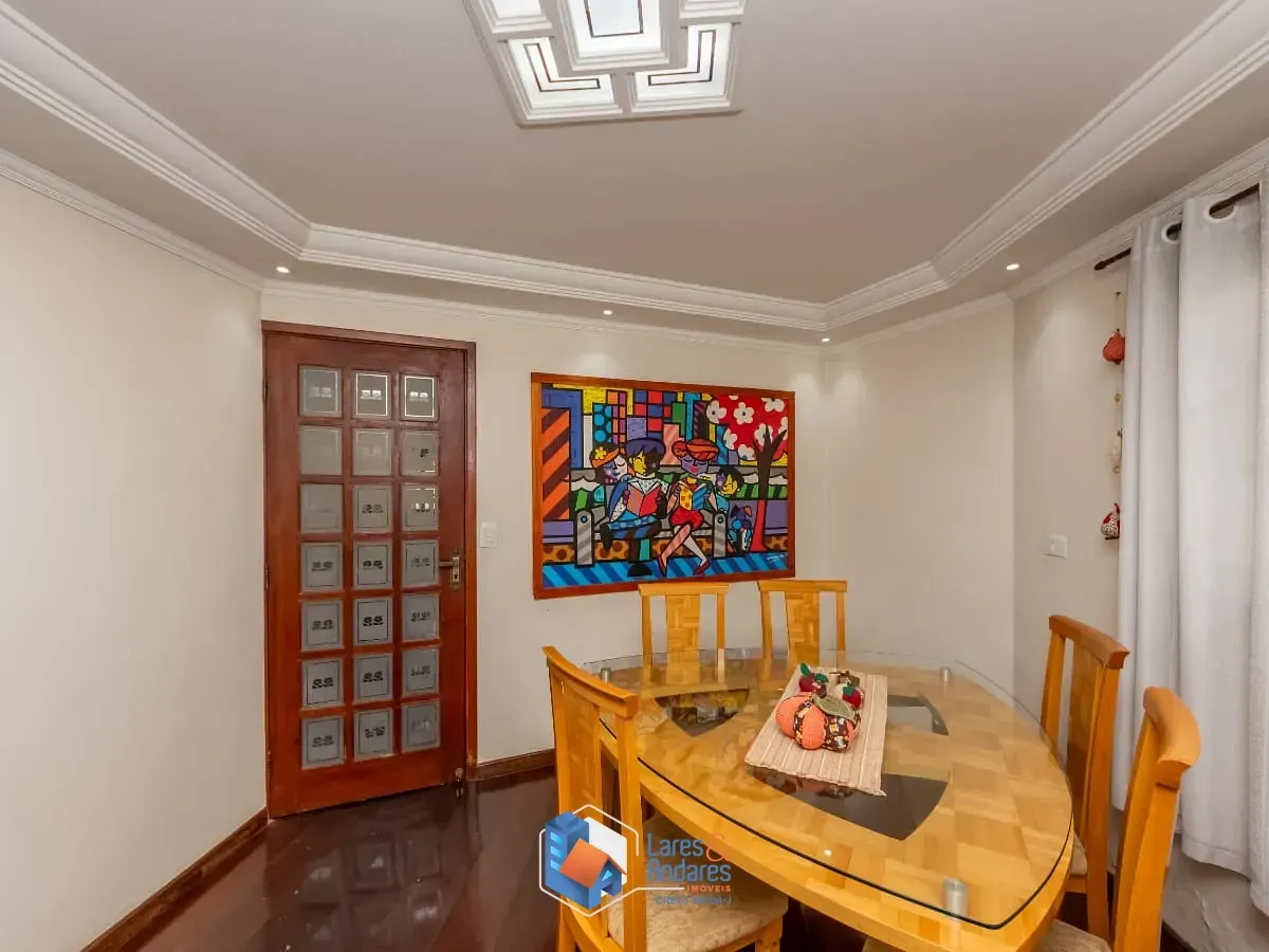 Imagem Casa para venda em Vila Marari com 3 quartos, sendo 2 suítes, 180m²