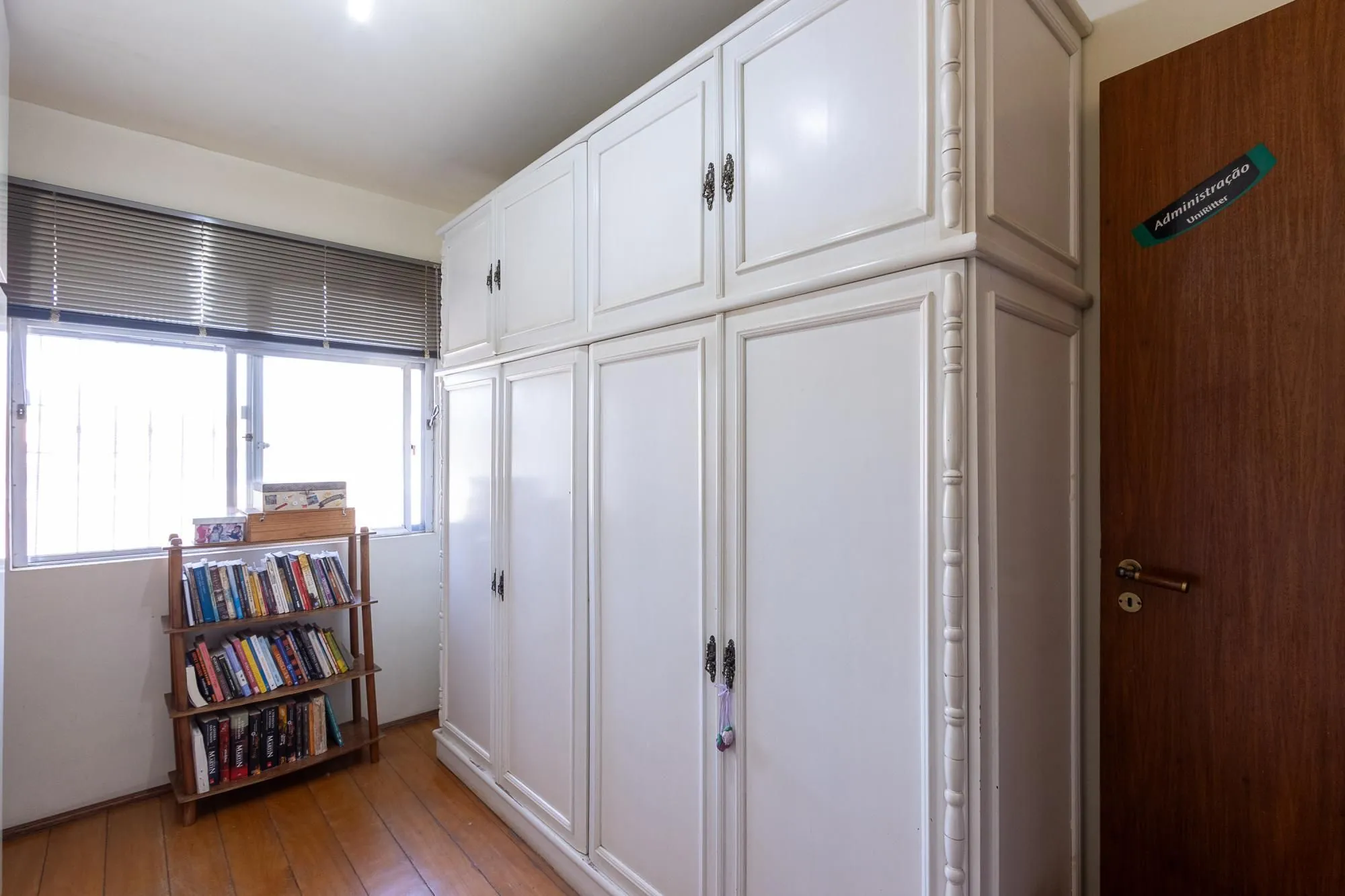 Imagem Casa com 3 quartos (1 suite), 4 vagas - Vila Nova