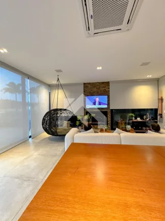 Imagem Casa de Condomínio em Alphaville - Santana de Parnaíba, SP