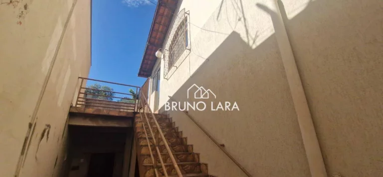 Imagem Casa disponível para locação. Centro - Igarapé/MG.