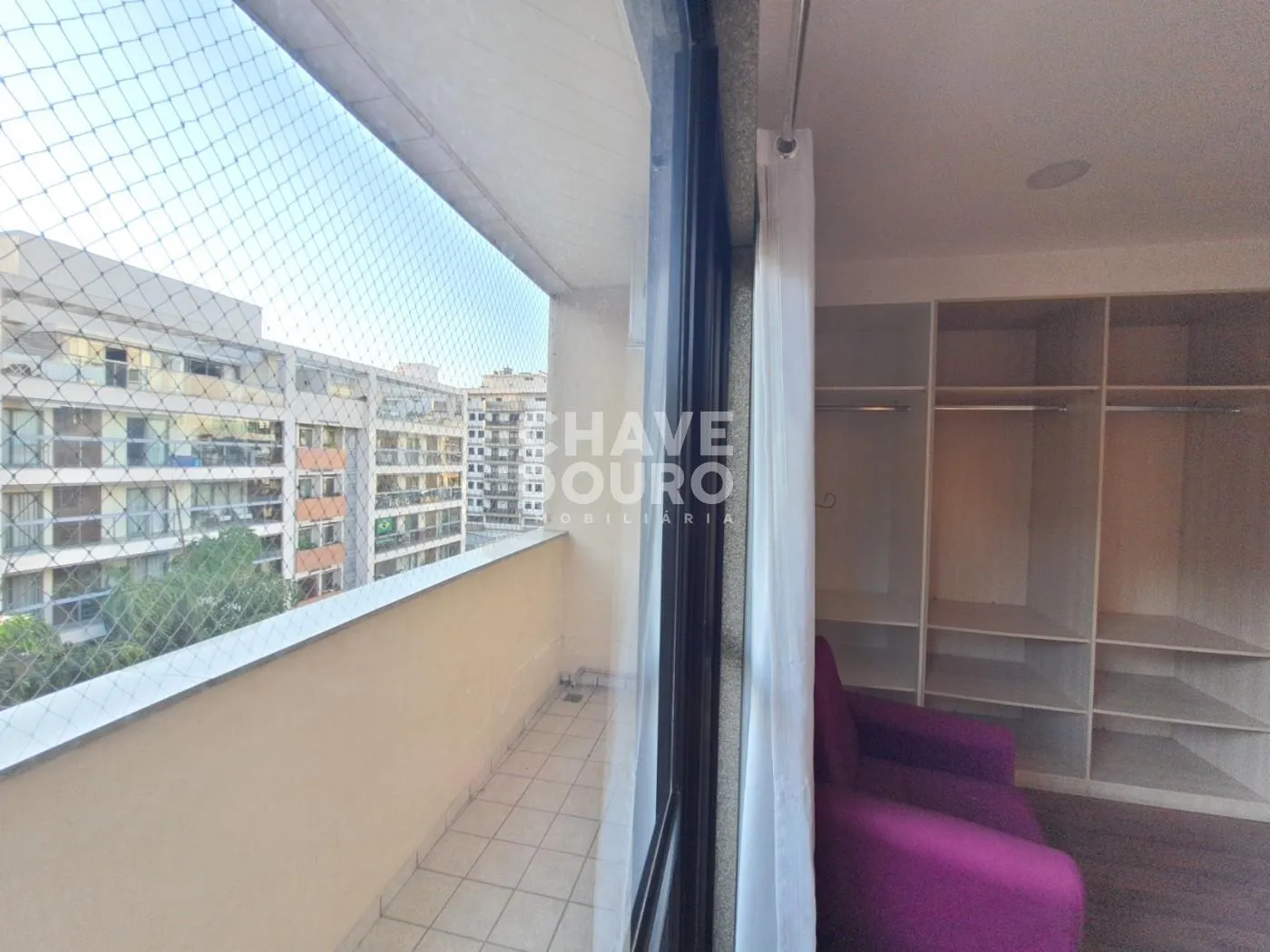 Imagem Apartamento de 2 Quartos (sendo 1 suíte com varanda) + Dependência e 1 Vaga