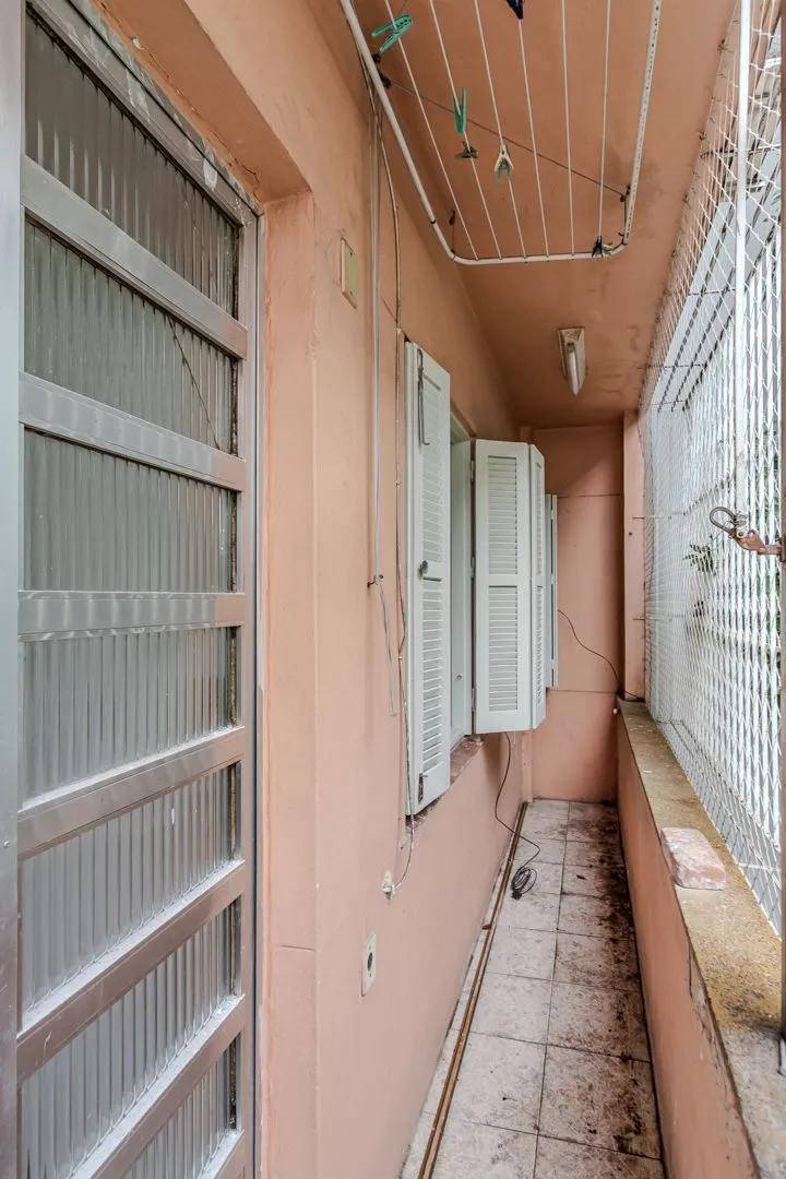 Imagem Apartamento no Menino Deus de 1 dormitório DESOCUPADO