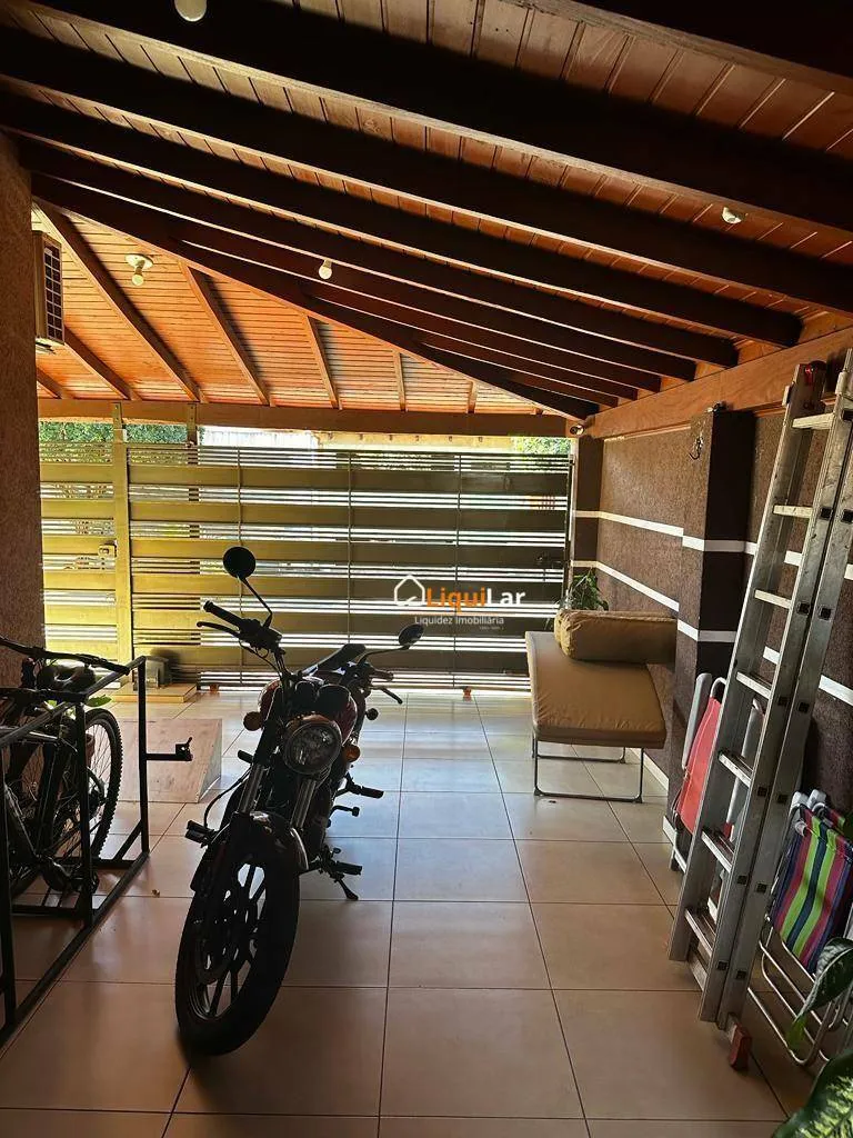 Imagem Casa com 4 Suítes, Piscina e Imóvel Regularizado para Financiamento