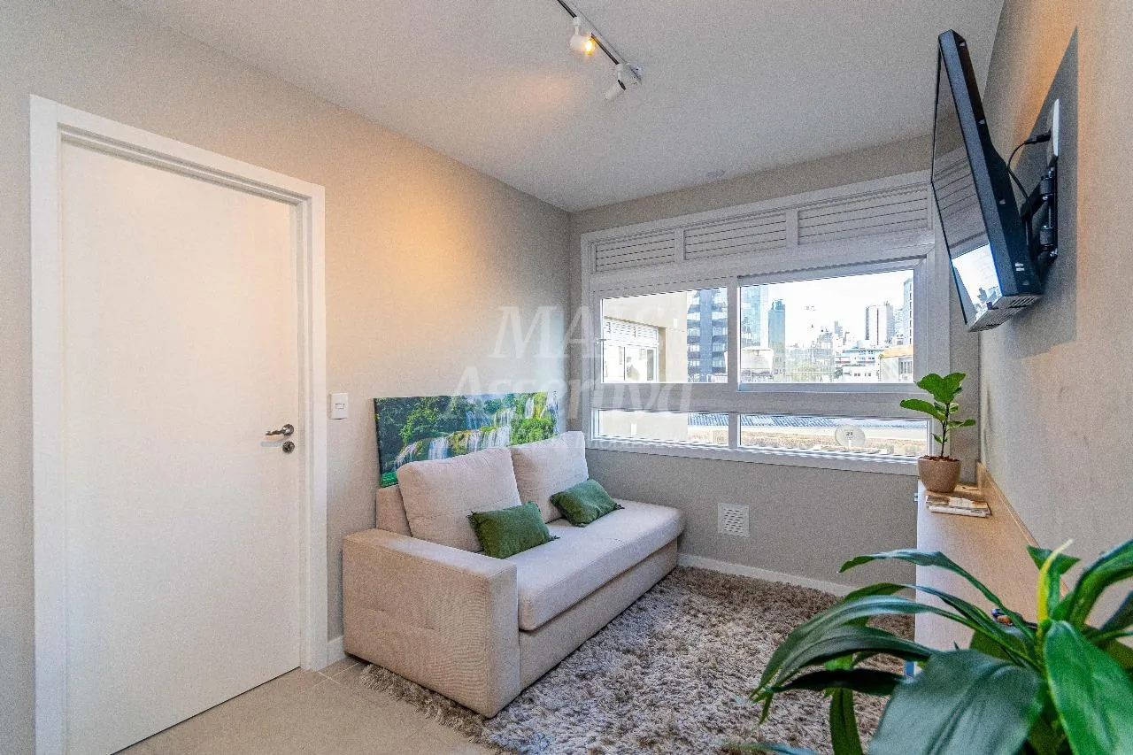 Imagem Ótimo apartamento mobiliado e decorado à venda em Porto Alegre/RS