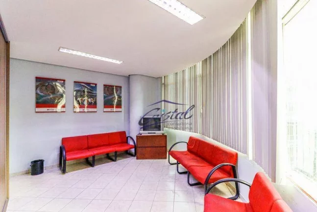 Imagem Sala Comercial e 4 banheiros à Venda, 441 m²