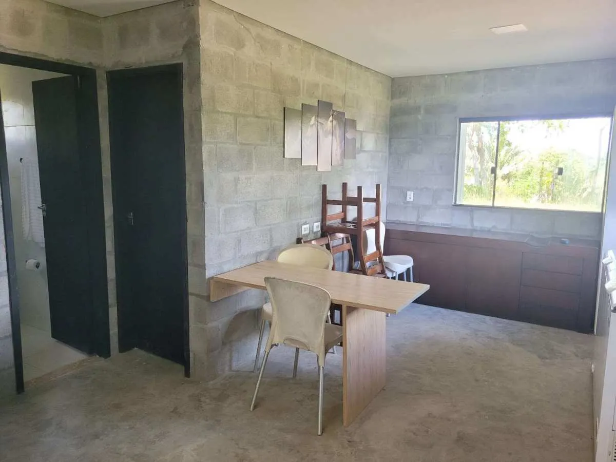 Imagem Sítio à venda em Mata de São João, com 2 quartos, 201m2m2