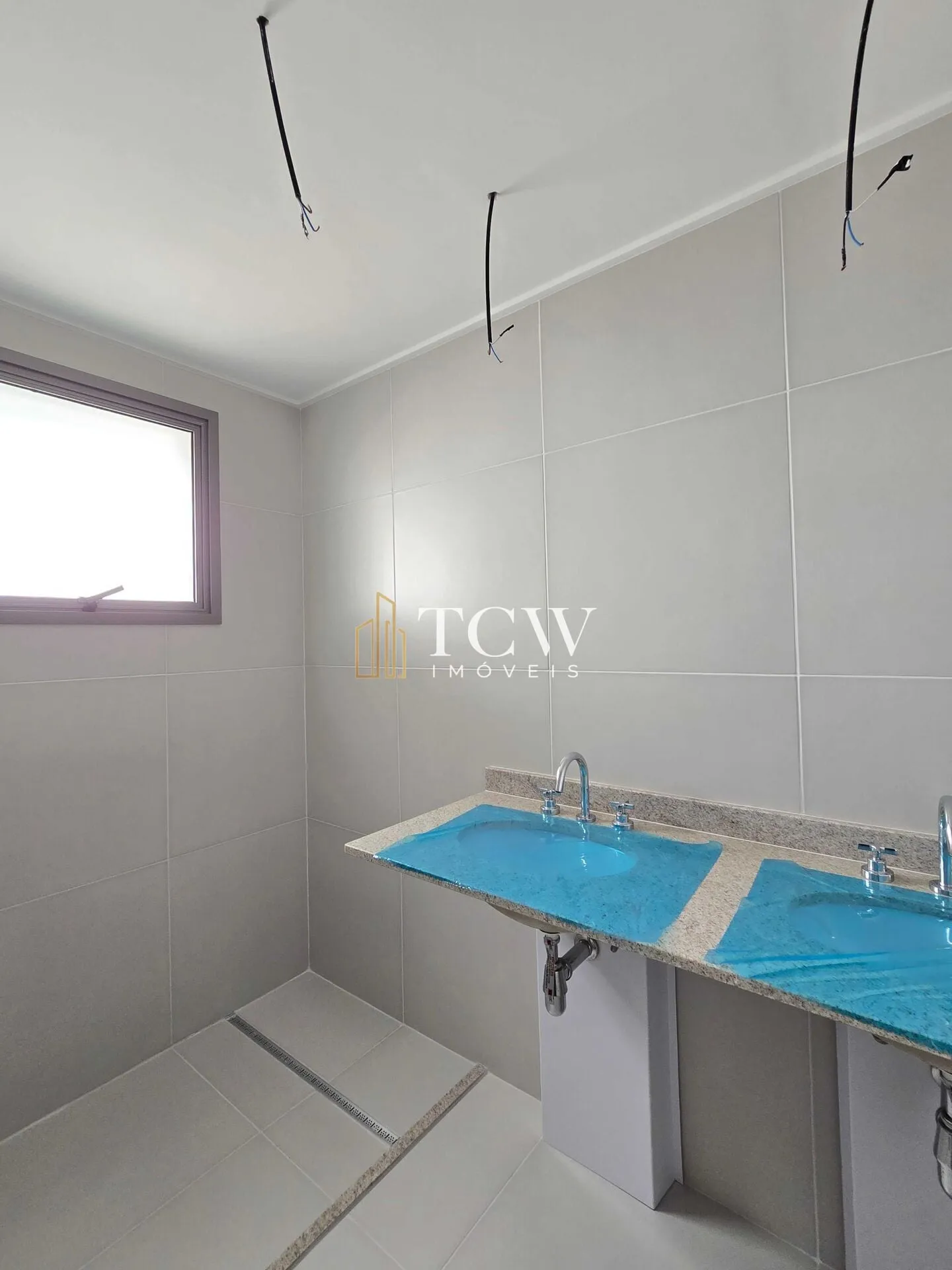 Imagem Melhor Prumada do Condomínio | 177m² | 4 Suítes | Próximo ao Metrô Paraíso