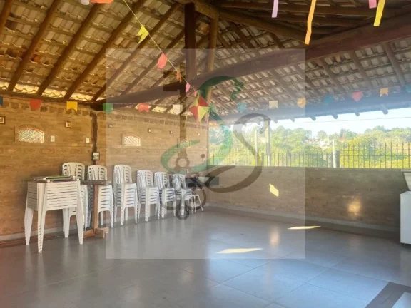 Imagem Venda Chácara no Jardim das Andorinhas, Campinas. Chácara murada com 1500 m² útil, salão de festa com 120 m², 2 banheiros vestiário com box e duc