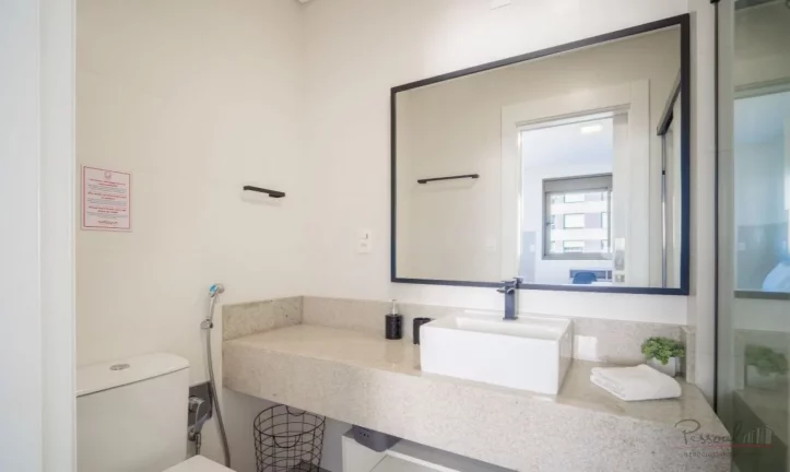 Imagem Apresentamos um apartamento novo, decorado e totalmente mobiliado, pronto para morar ou investir, lo...