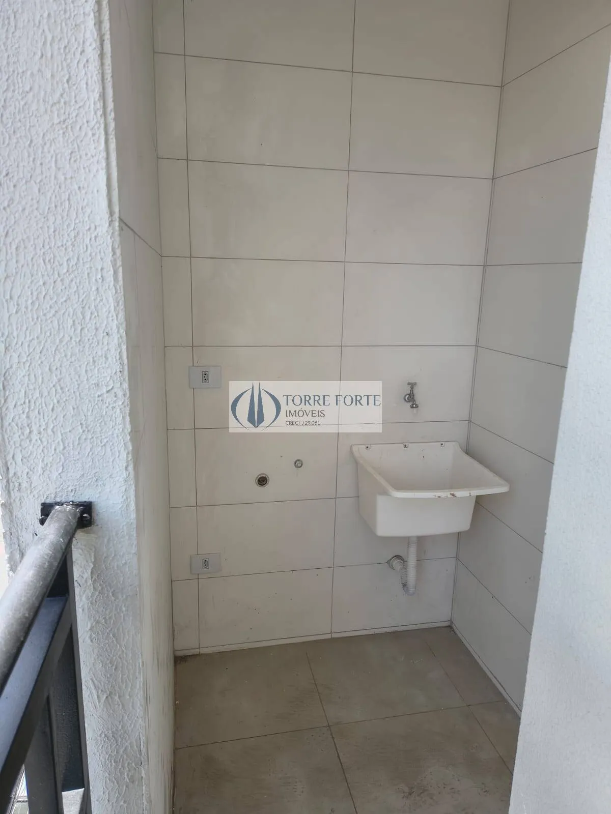 Imagem Apartamento Novo com 3 Dormitórios, 1 Suíte, Próximo ao Metrô Guilhermina