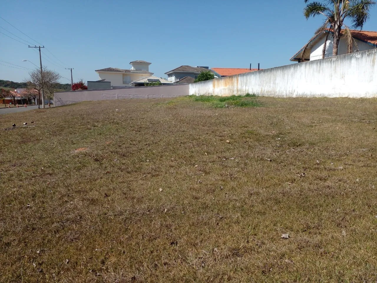Foto do imóvel Terreno em condomínio Village Saint Charbel com 1086m² em Araçoiaba da Serra, ARAÇOIABA DA SERRA - SP