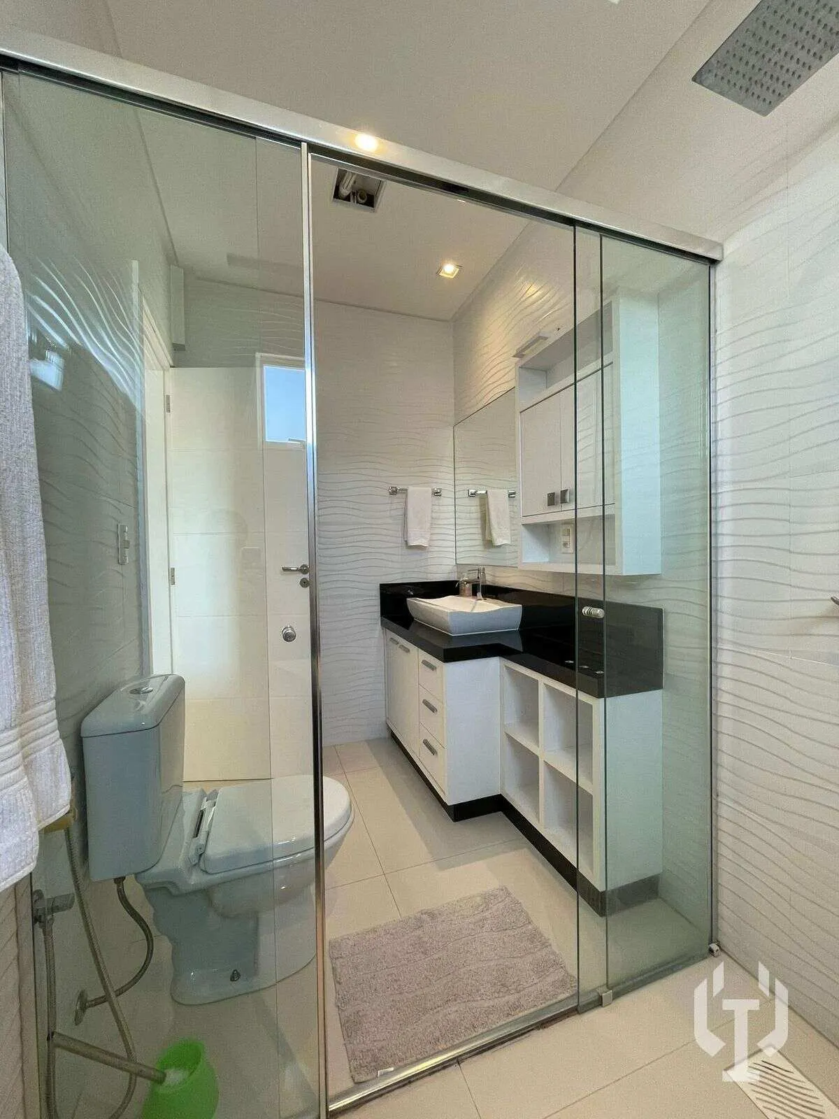 Imagem Apartamento à venda, com 4 suítes, pronto e mobiliado em 100x